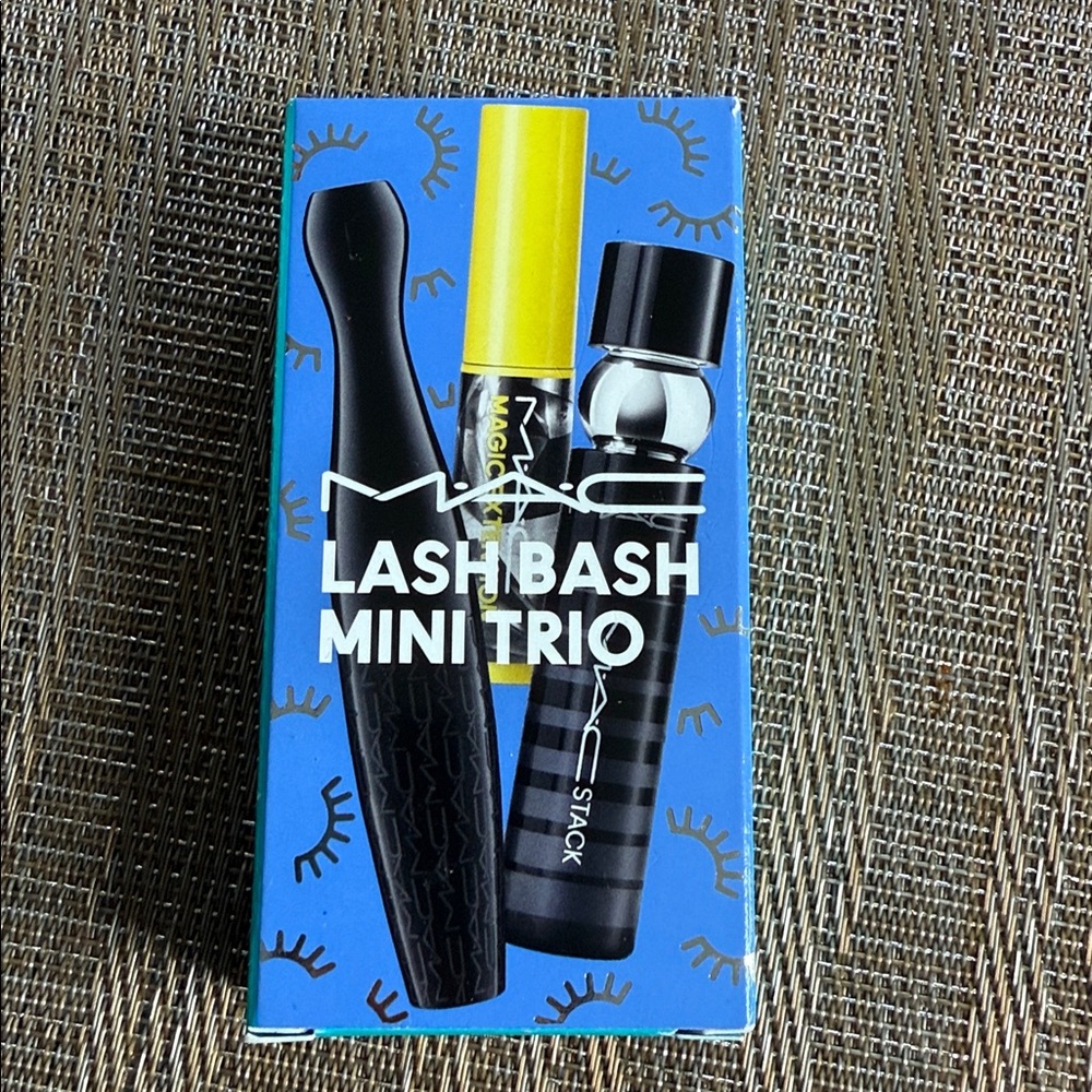 MAC Lash Bash Mini Mascara Trio - Picture 2 of 2